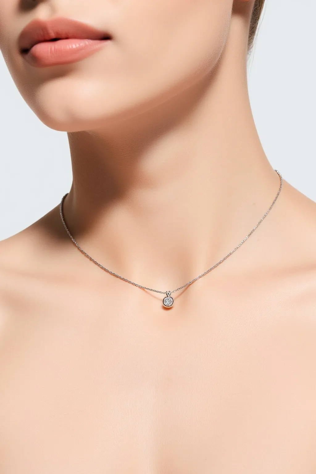 Sterling Silver Pendant with Diamond
