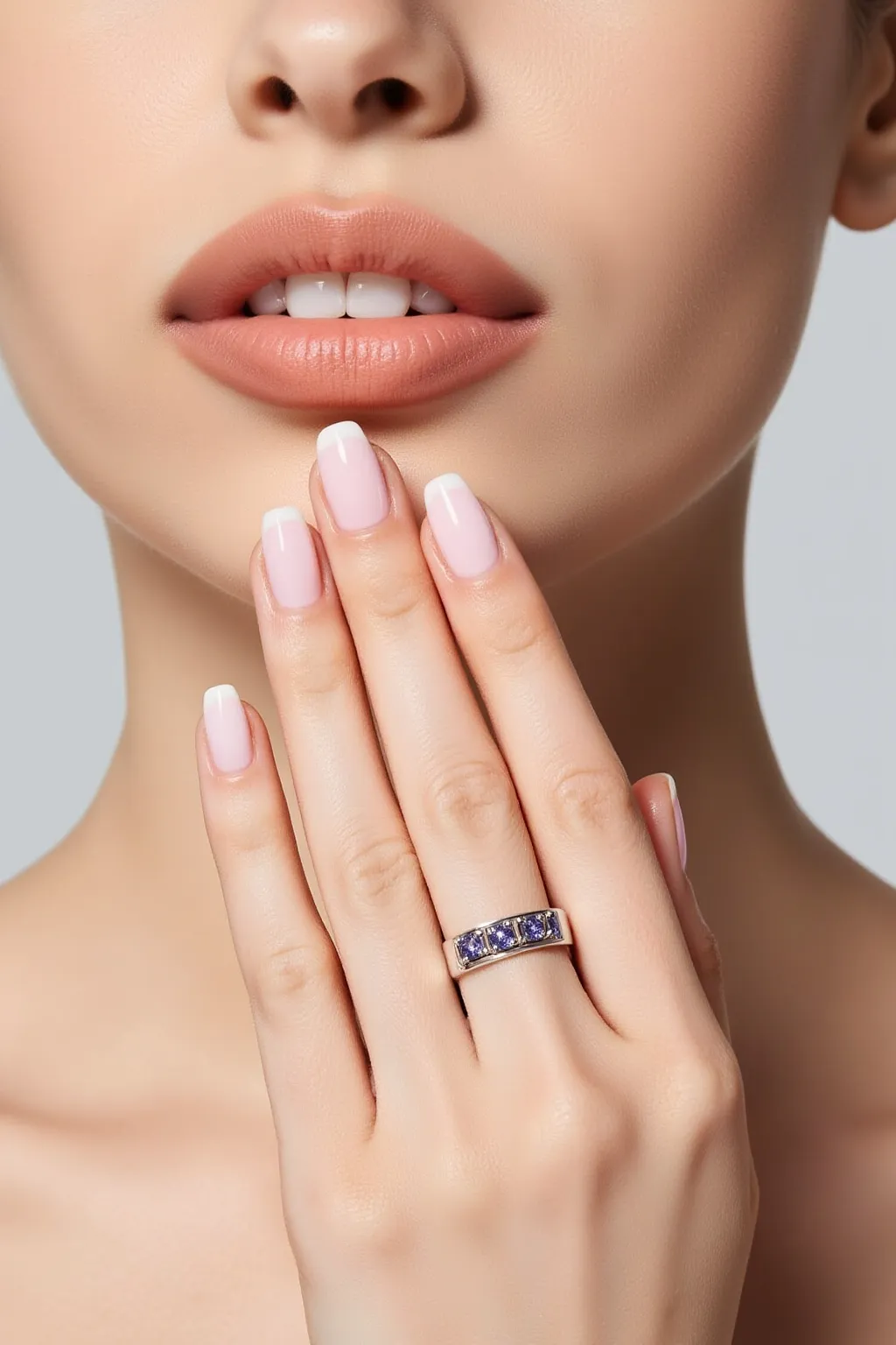 White Gold Ring with Sapphire