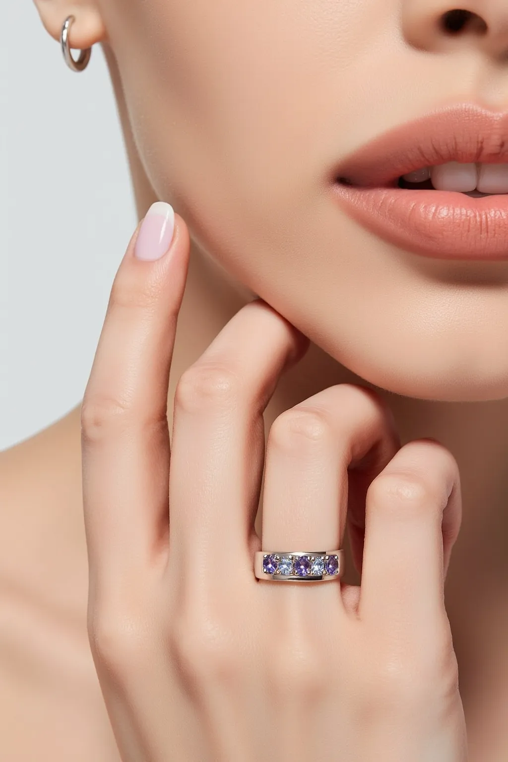 White Gold Ring with Sapphire